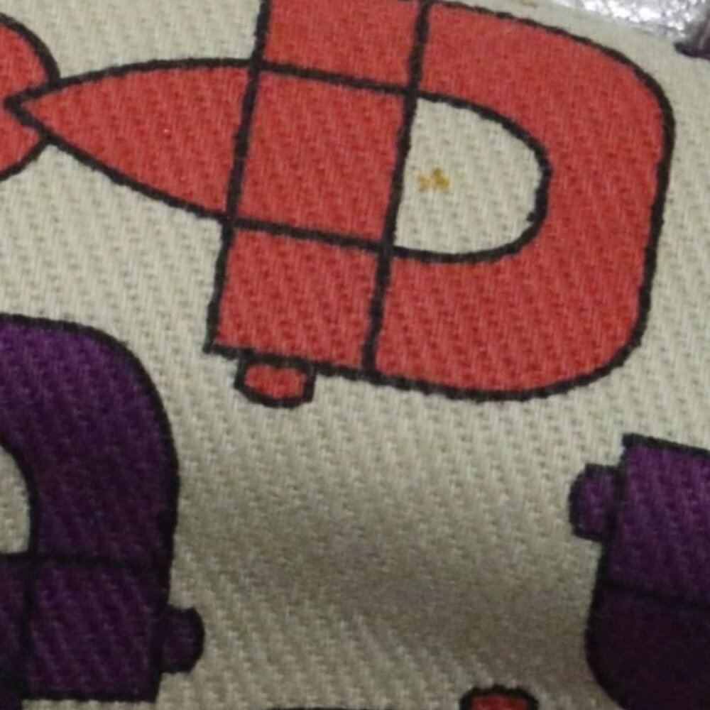 Gucci Small Signature Britt Tassel Shoulder Bag - Silver - Picture 14 of 15